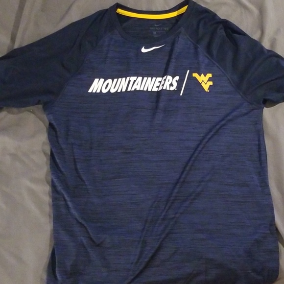Nike Other - Nike WVU 3/4 Sleeve Tee
